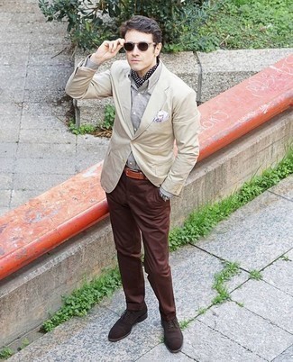 С чем носить черно-белый шарф мужчине