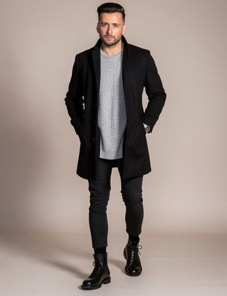 С чем носить черно-белые носки мужчине