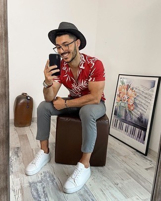 С чем носить черно-белую соломенную шляпу мужчине