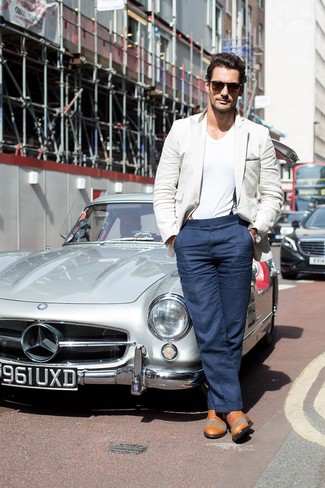 С чем носить черно-белые подтяжки