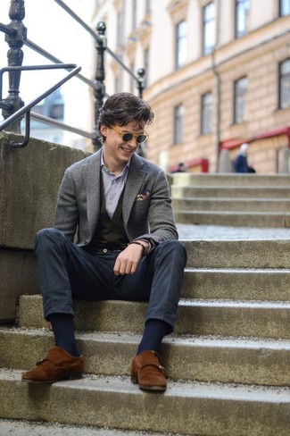 Какие пиджаки носить с черно-белым жилетом