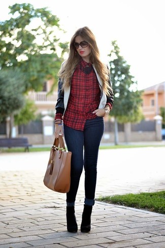 Какие бомберы носить с черными ботильонами