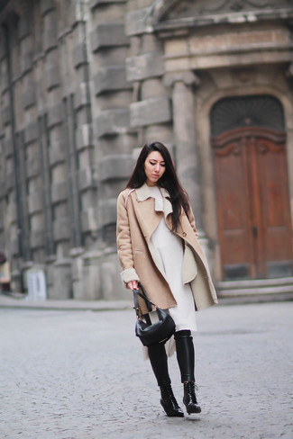 Какие дубленки носить с черными ботильонами