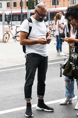 С чем носить черный рюкзак мужчине