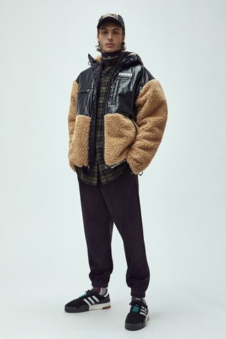 С чем носить черную бандану мужчине