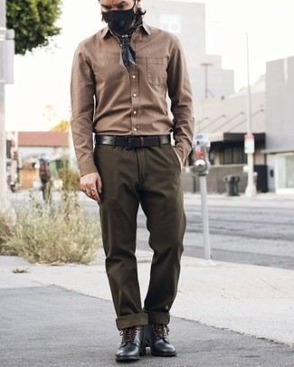 С чем носить черную бандану мужчине