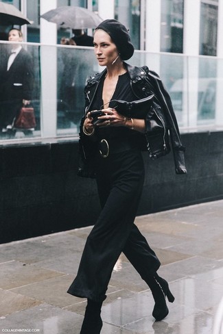 С чем носить черный берет