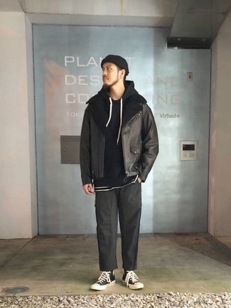 Какие брюки чинос носить с черной косухой