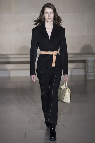 Какие ботильоны носить с черным пиджаком