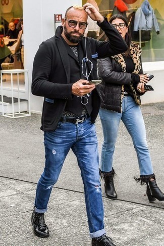 Какие кроссовки носить с черным пиджаком мужчине