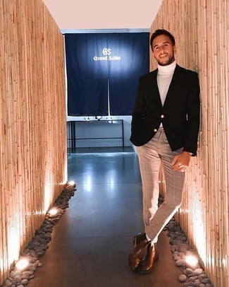 Как носить черный пиджак с бежевыми брюками чинос