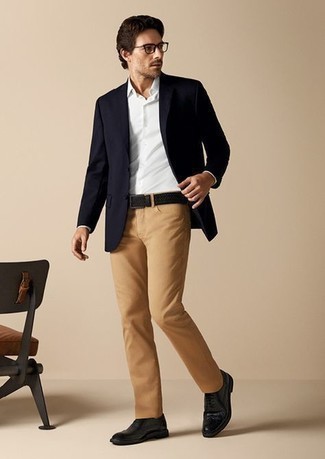 Какие брюки чинос носить с черным пиджаком