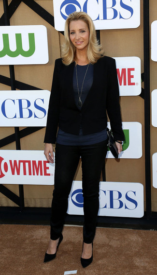 Какие узкие брюки носить с черным пиджаком