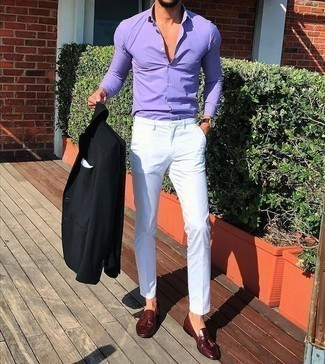 Какие лоферы с кисточками носить с черным пиджаком