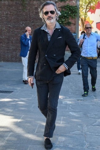 Какие лоферы с кисточками носить с черным пиджаком