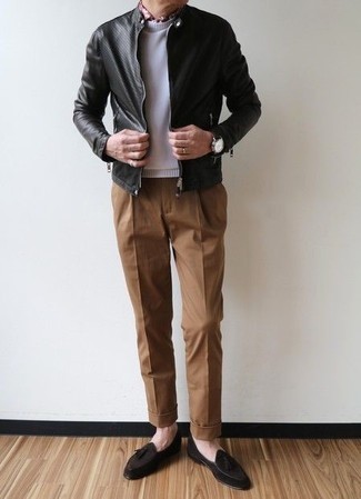 С чем носить черный бомбер за 50 лет мужчине