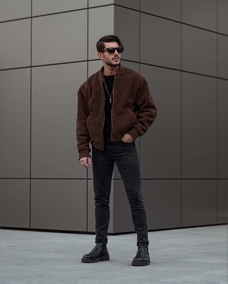 С чем носить черный бомбер мужчине