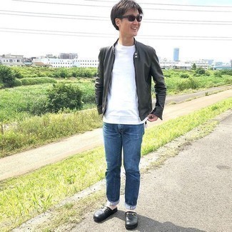 Какие лоферы носить с черным бомбером мужчине