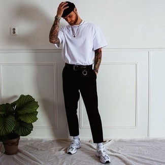 С чем носить черный браслет мужчине