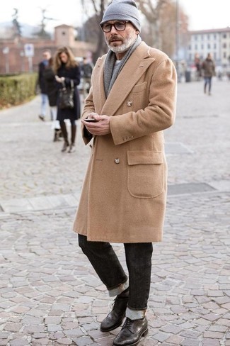 С чем носить черные ботинки броги