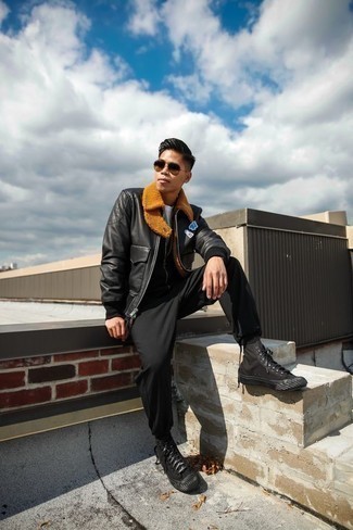 С чем носить черные высокие кеды из плотной ткани мужчине