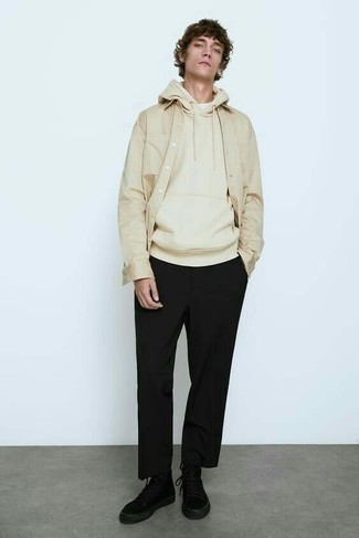 С чем носить черные высокие кеды из плотной ткани мужчине