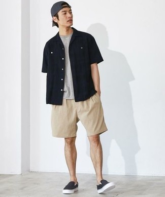 С чем носить черные слипоны из плотной ткани мужчине