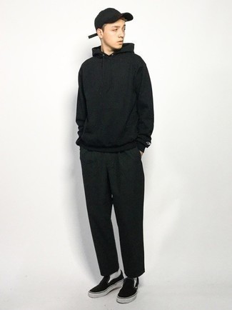 С чем носить черные слипоны из плотной ткани мужчине