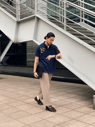 С чем носить черные часы из плотной ткани мужчине