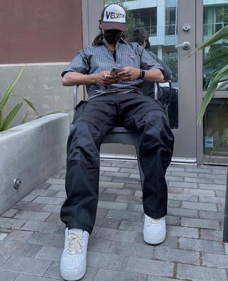 С чем носить черные часы из плотной ткани мужчине