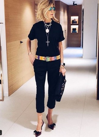 Какие туфли носить с черными капри