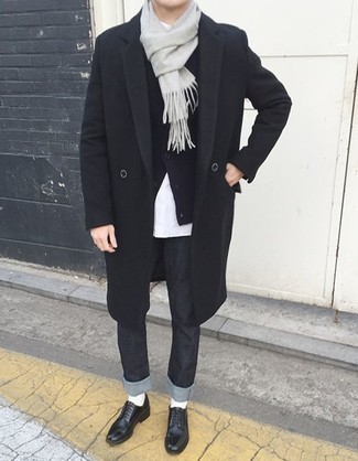 Как носить черный кардиган с черными джинсами мужчине