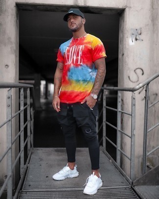 Какие кроссовки носить с черными брюками карго