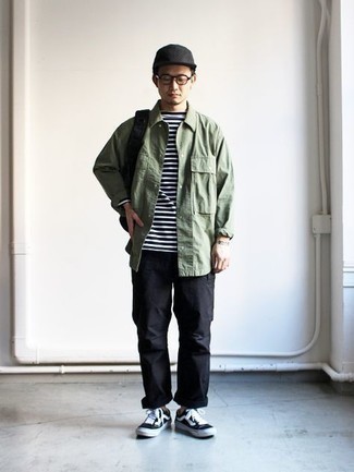 С чем носить черные брюки карго