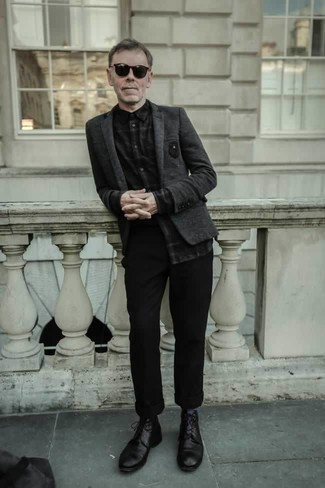 Какие пиджаки носить с черными повседневными ботинками мужчине