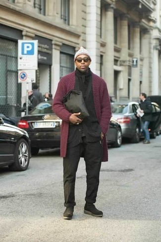 Какие кардиганы носить с черными ботинками челси мужчине