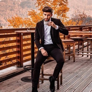 Какие костюмы носить с черными ботинками челси