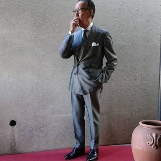 Какие костюмы носить с черными ботинками челси