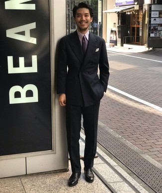 Какие костюмы носить с черными ботинками челси