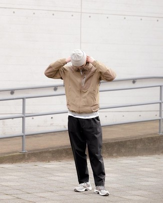 Какие кроссовки носить с черными брюками чинос