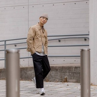 Какие кроссовки носить с черными брюками чинос