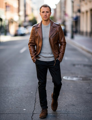 Какие косухи носить с черными брюками чинос