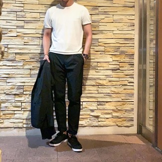 Как носить черные брюки чинос с черным пиджаком