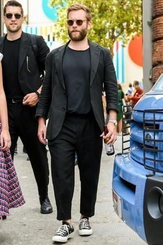 Как носить черные брюки чинос с черным пиджаком