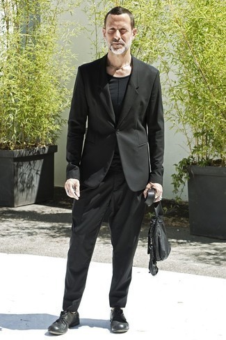 Как носить черные брюки чинос с черным пиджаком