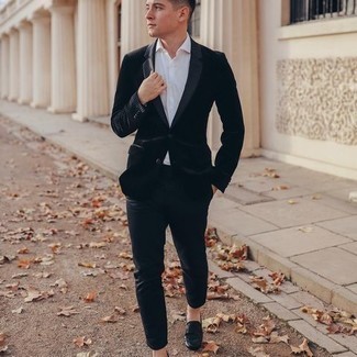Как носить черные брюки чинос с черным пиджаком