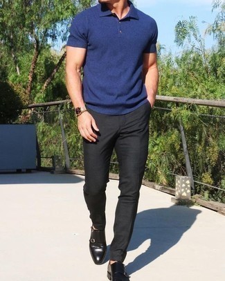 Как носить черные брюки чинос с черными кожаными монками