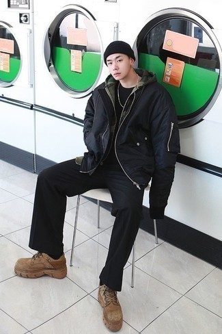 Какие бомберы носить с черными брюками чинос