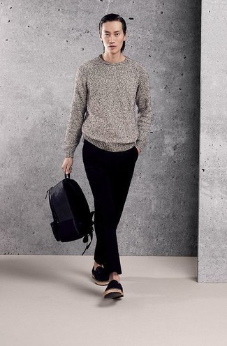 Какие эспадрильи носить с черными брюками чинос