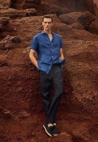 Какие эспадрильи носить с черными брюками чинос